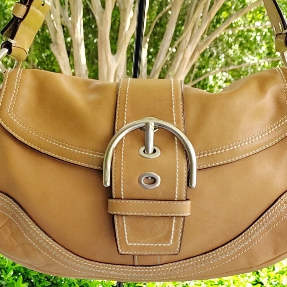 Coach 10578 Vintage British Tan Soho Leather w/Buckle Shoulder Bag - Picture 6 of 13